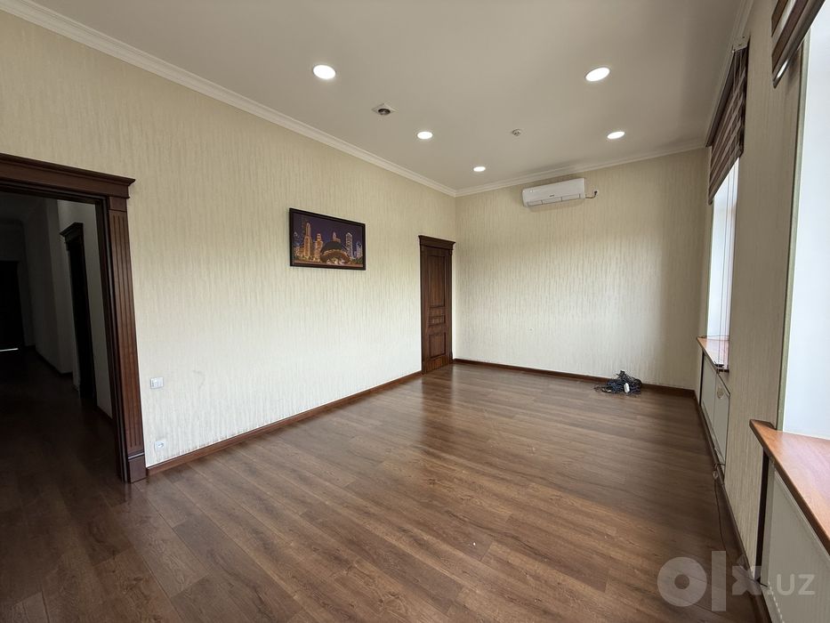 Arenda Ofis Sebzor Golden Hause ( O’zimniki - Своя )