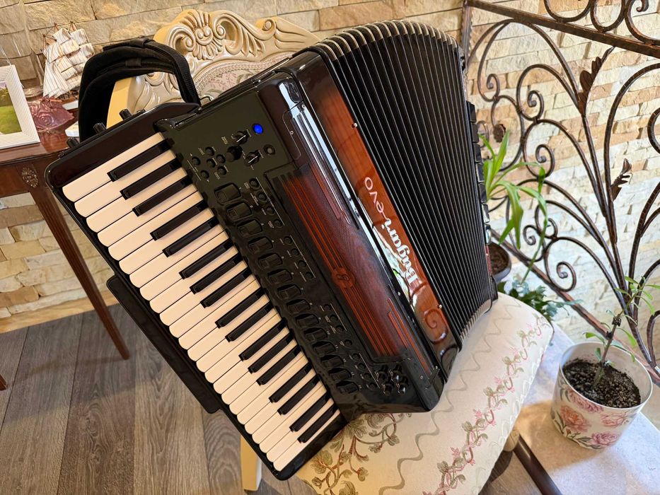 Acordeon Bugari Evo