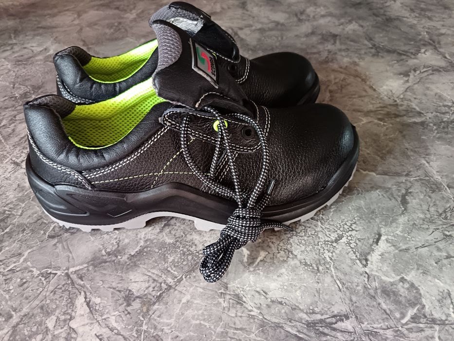 Полуботинки SCENDA черный