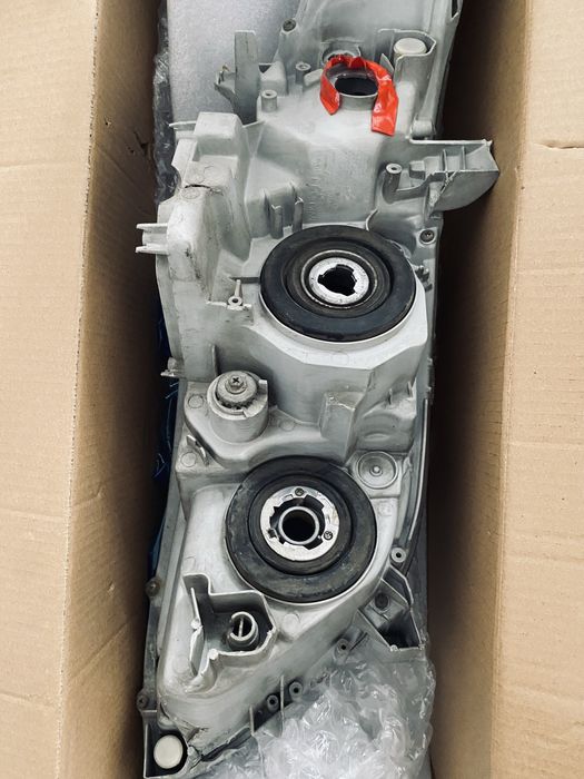 Перендие фара для камри 40