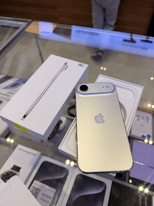 iPhone 17 Air 256Gb White