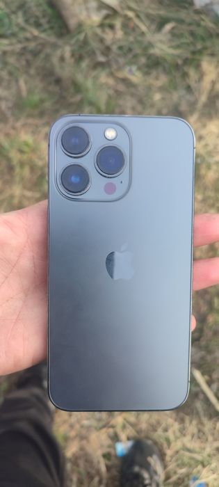 Продам iPhone 13 pro.