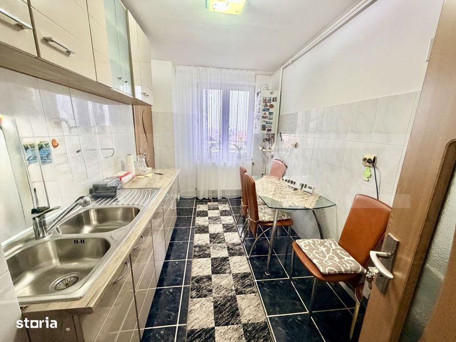 Apartament cu 3 camere, complet utilat – gata de mutare,Cugir,langa