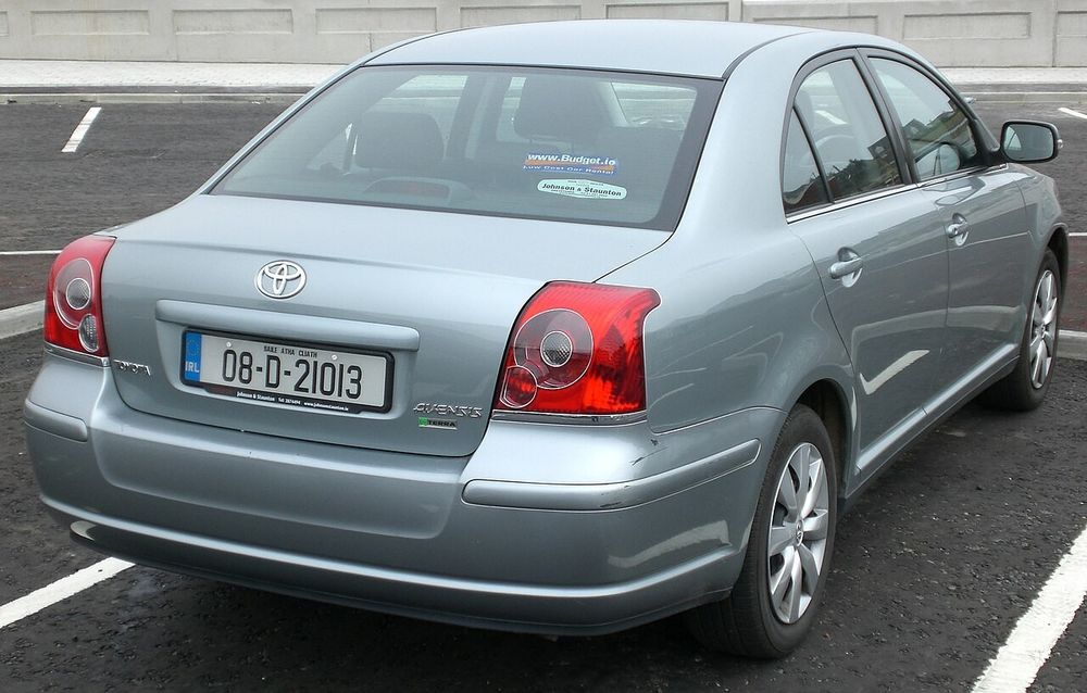 Toyota Avensis (T25), 2003-2006 PIESE AUTO