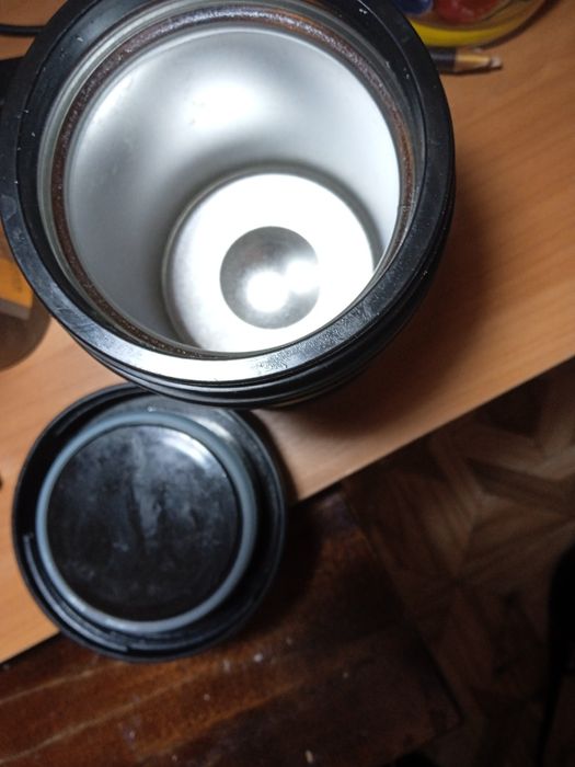 Продаю термос для еды