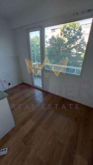 Продава се Двустаен апартамент в Пловдив, Христо Смирненски - 60 кв.м за 1020 €/кв.м - Снимка #3