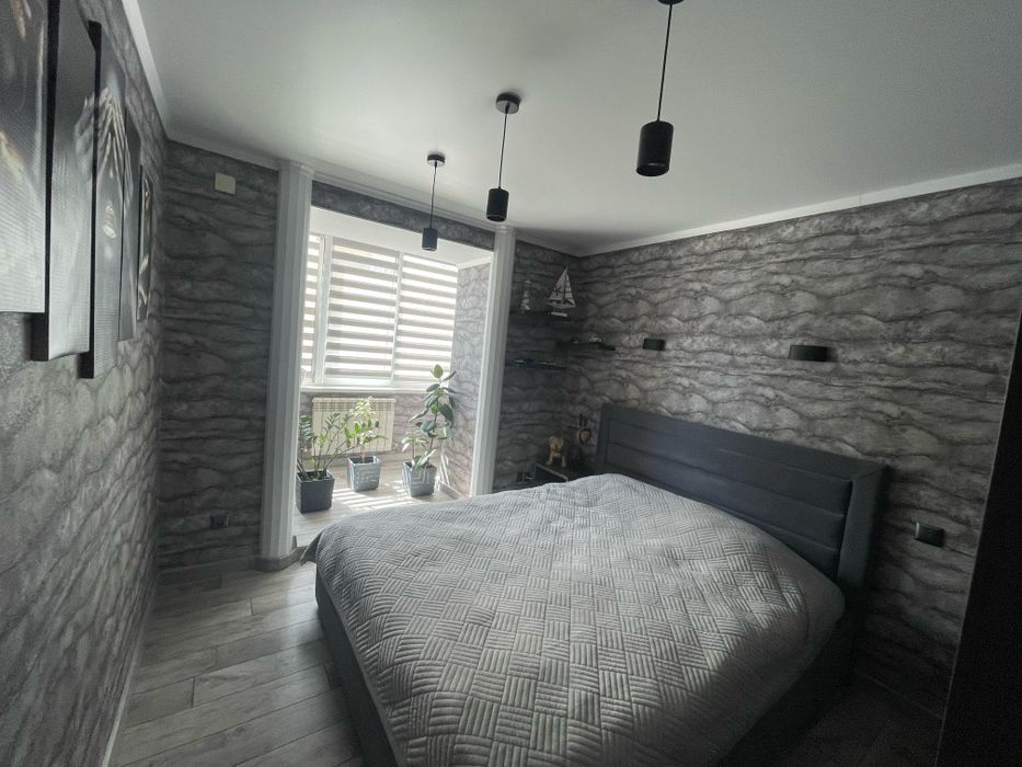 Продается 4-х комнатная квартира