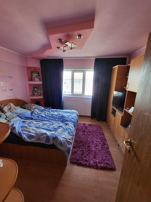 Vand apartament 3 camere Rosiori de Vede