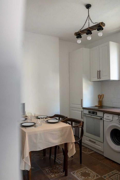 Самостоятелен етаж от къща за лятото