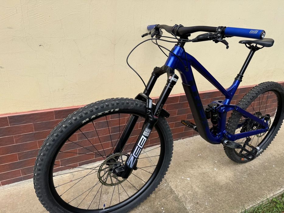 Bicicleta Trek Slash 8 enduro