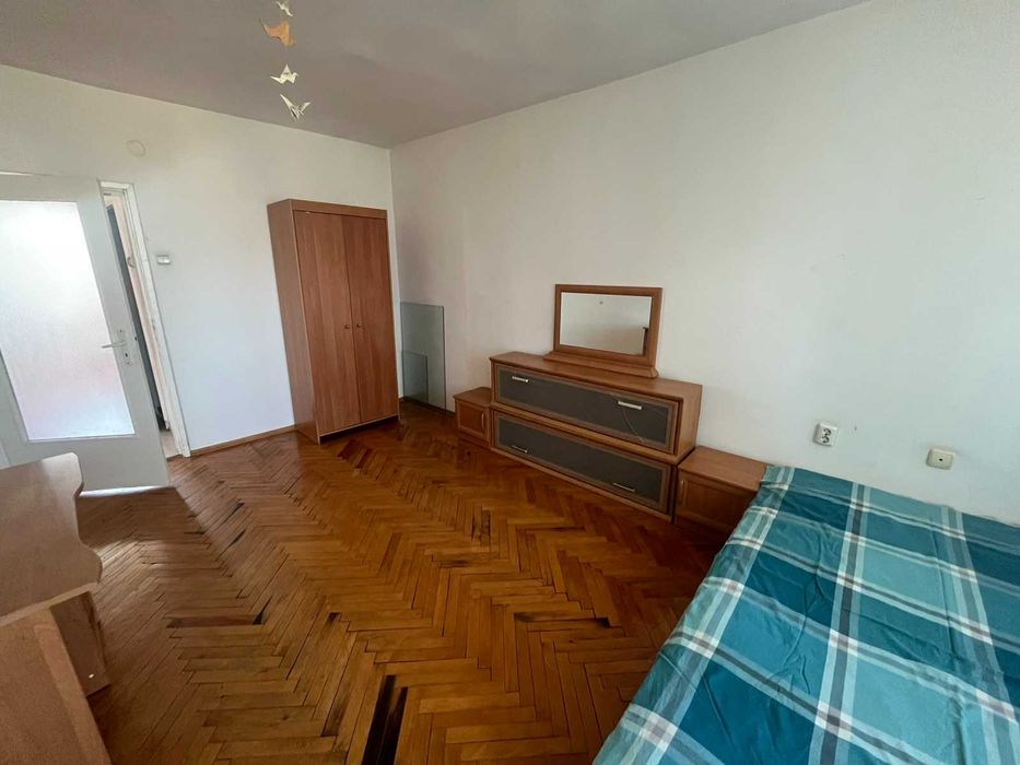 Продава се Двустаен апартамент в Казанлък - 70 кв.м за 1286 €/кв.м - Снимка #3