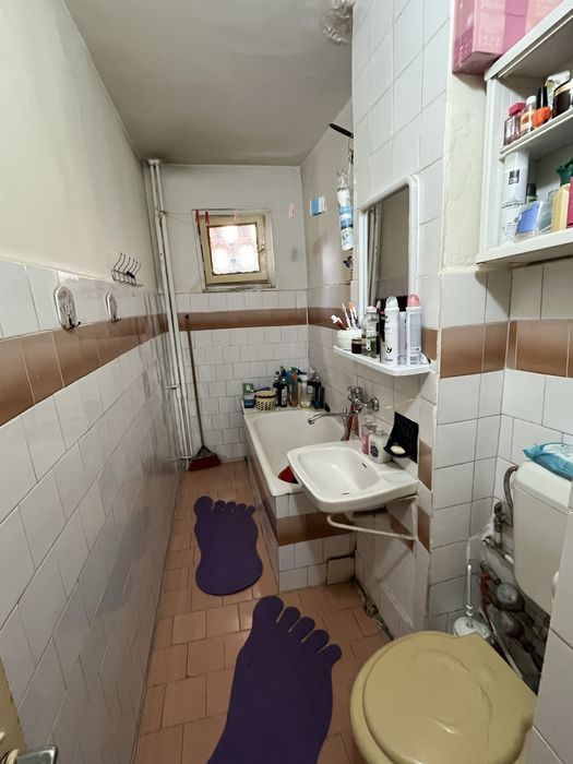 Vand apartament 2 camere