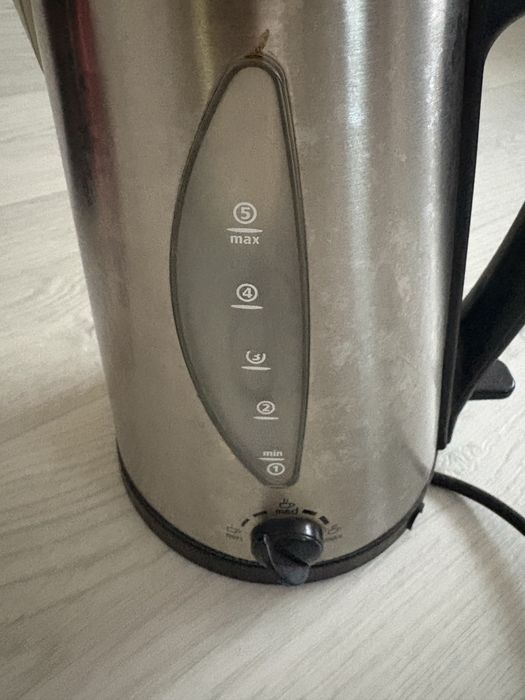 Cana pentru fierberea apei