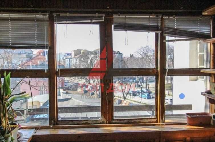 Продава се Тристаен апартамент в Варна, Център - 106 кв.м за 2821 €/кв.м - Снимка #7