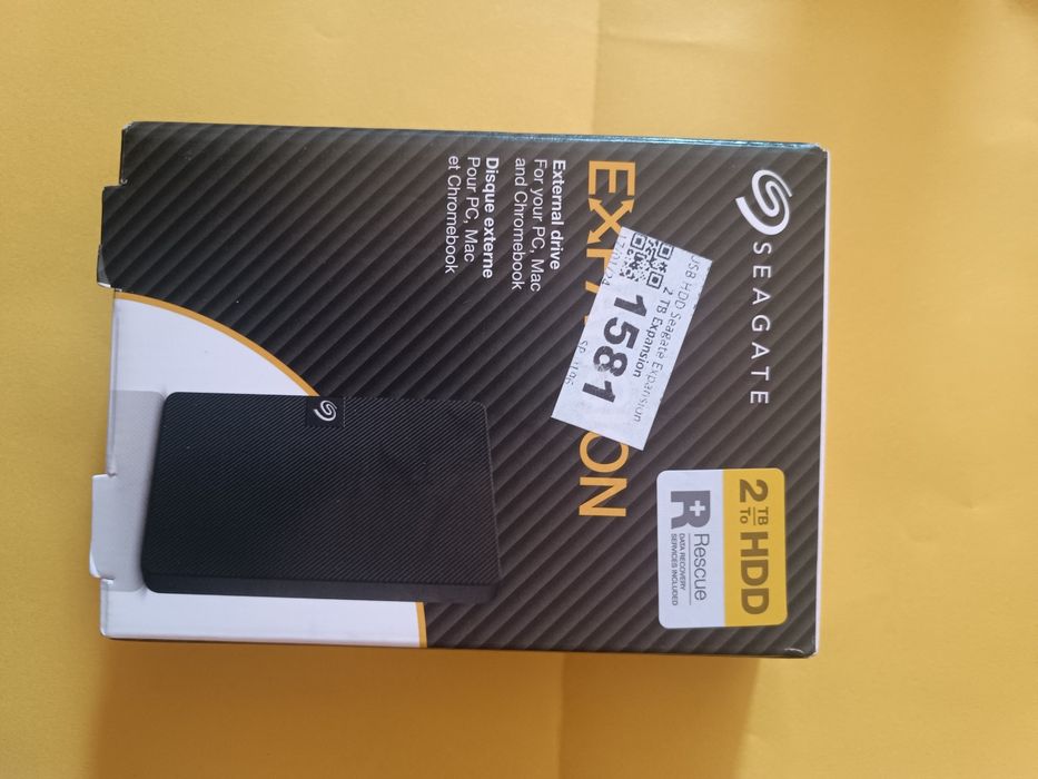 Imak 27.256.8.gb.  xard.2 tera mede kilavsh.oladigan tushungan odam te