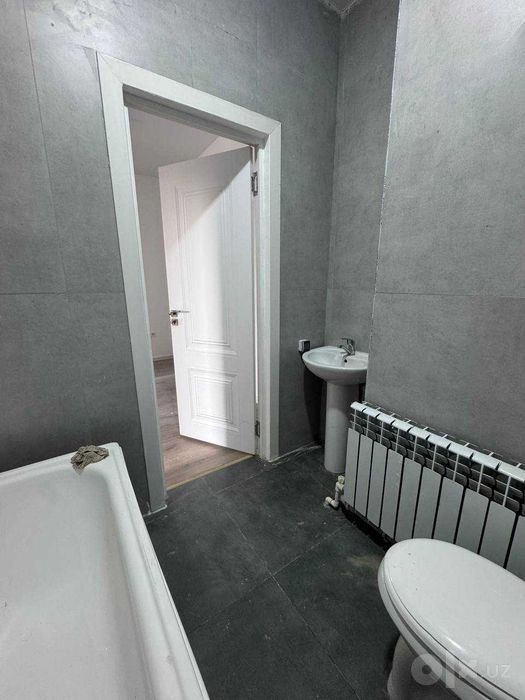 Uzbum yaqinidagi Assalom Sohil - 70 m2 va ikkita 55 m2 terrasa`