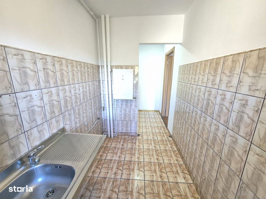 Oferta 2 Camere semidecomandat Centrul Civic Str.Harmanului Etajul 3