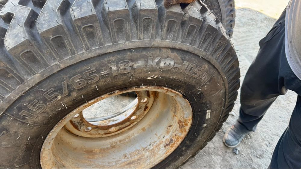 Продам шины с дисками на прицеп ПТС