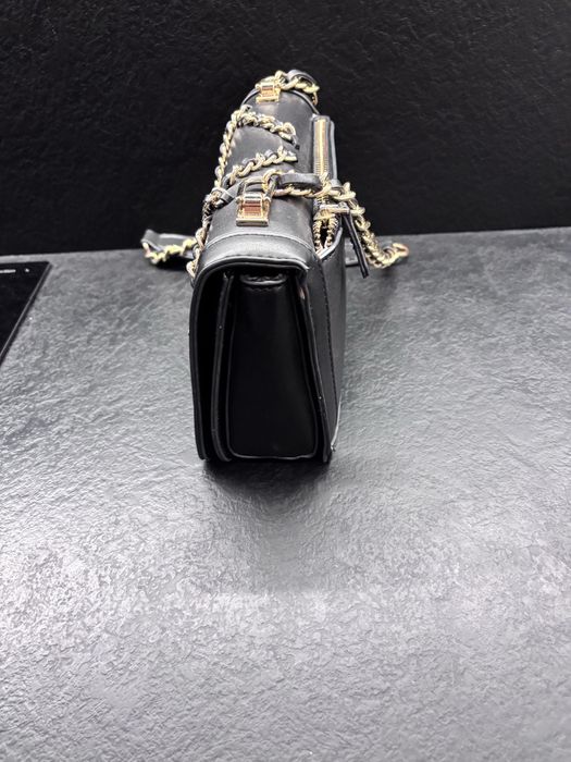 Оригинална чанта Guess