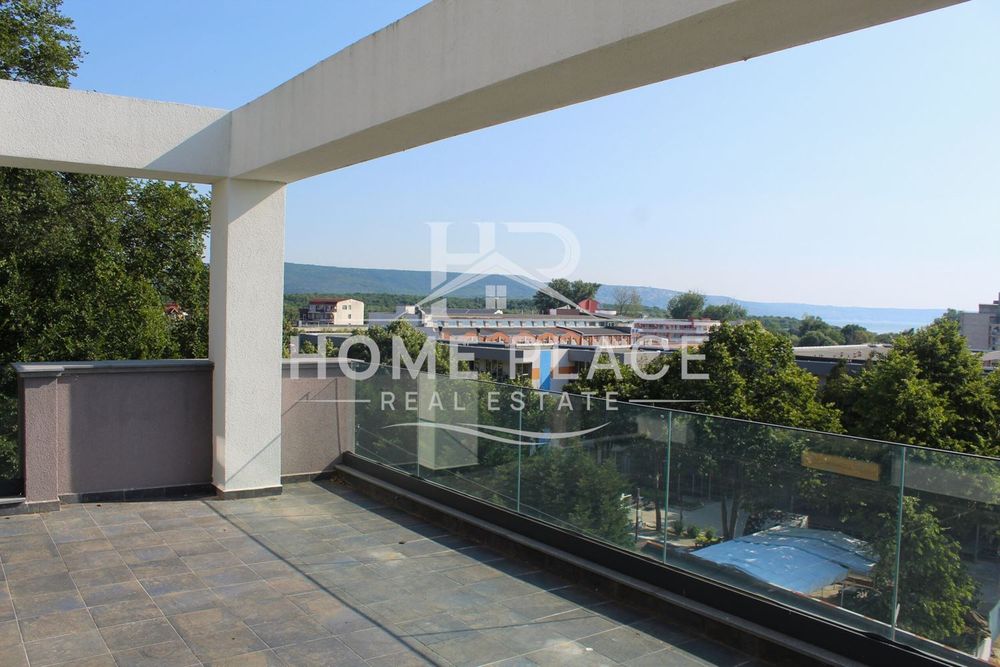 Студио за продажба в централната част на с. Кранево