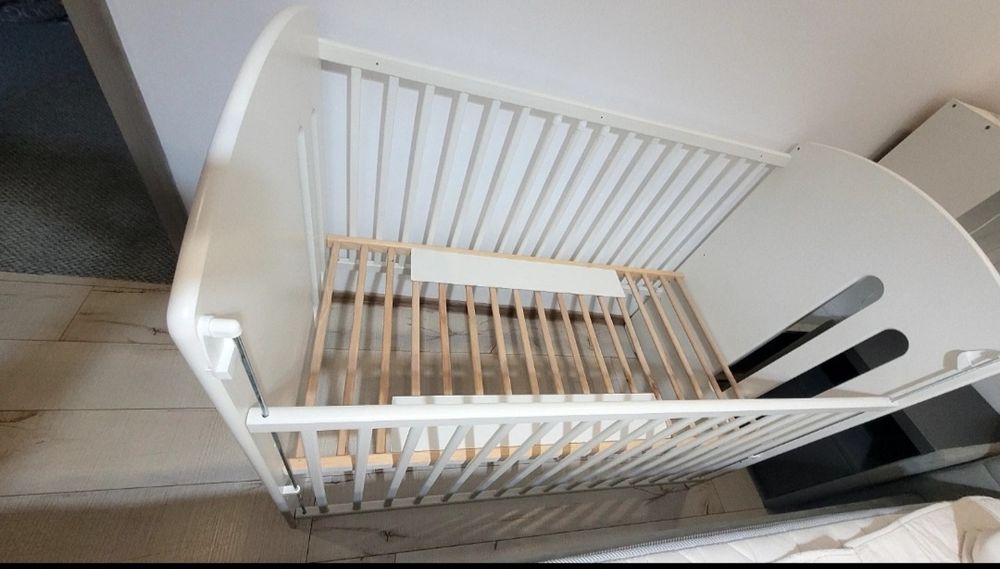 Pătuț bebe (Ideal Bebe)