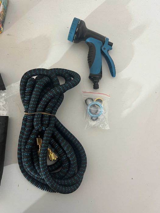 Jsdoin - Furtun extensibil pentru gradina 15 m, cu pistol de stropit si adaptoare