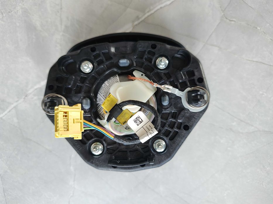 Волан Mercedes W212/W204 + Airbag и  SCM конзола