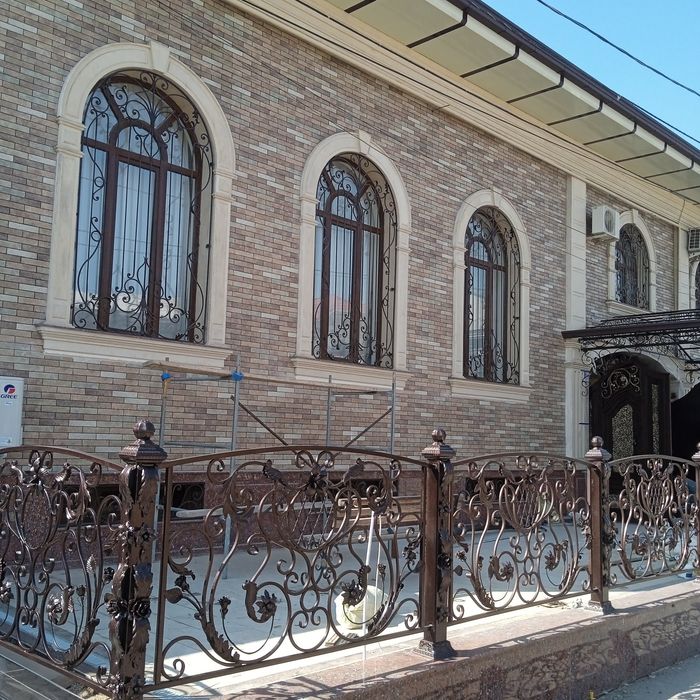 Naves,Perila,Reshotka, Darvoza xizmatlari