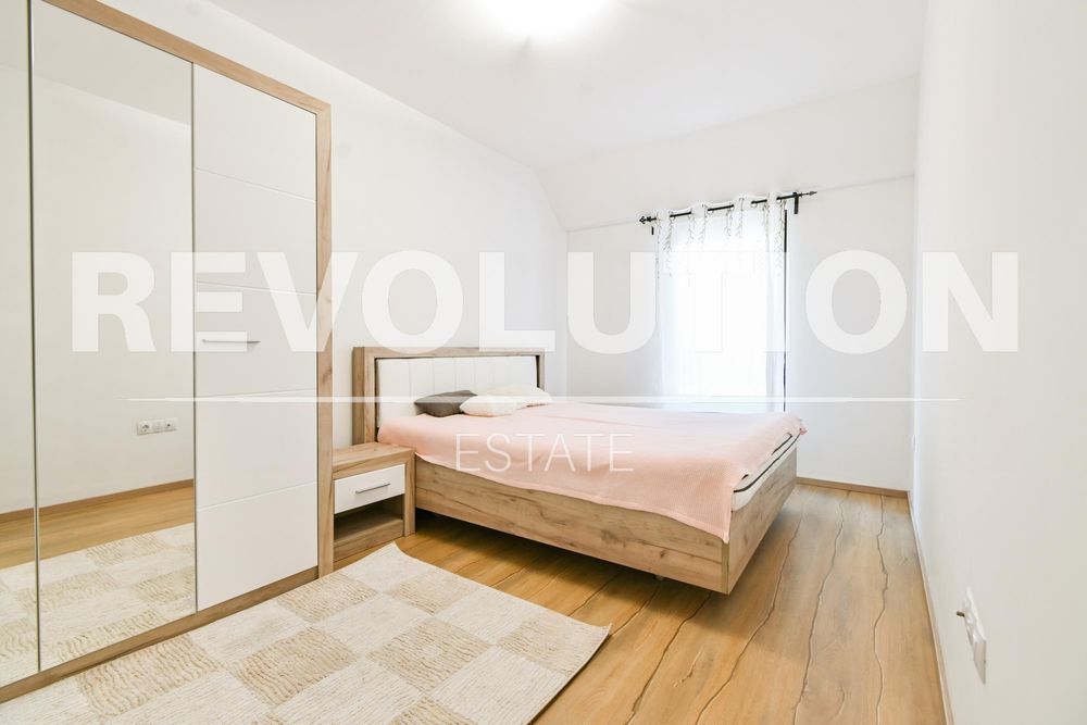 Дава се под наем Тристаен апартамент в София, Лозенец - 118 кв.м за 1200 € - Снимка #6