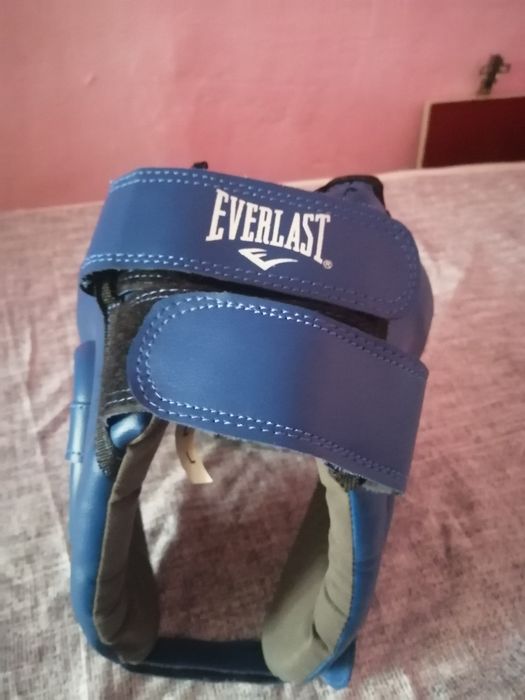 Продам шлем боксёрский