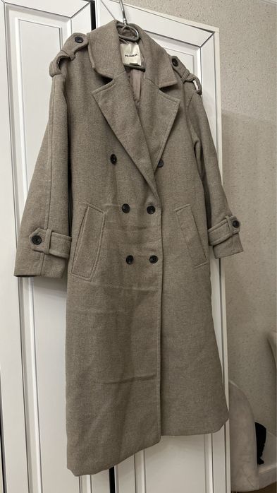 Женская куртка PULL&BEAR