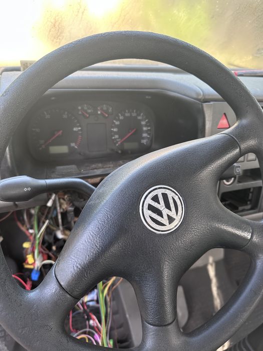 VW T4 2.5 102hp TDI 1998Година