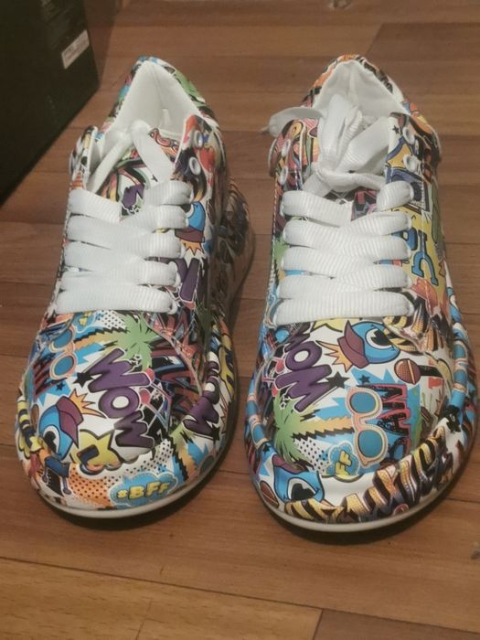 Продам кроссовки 38 р