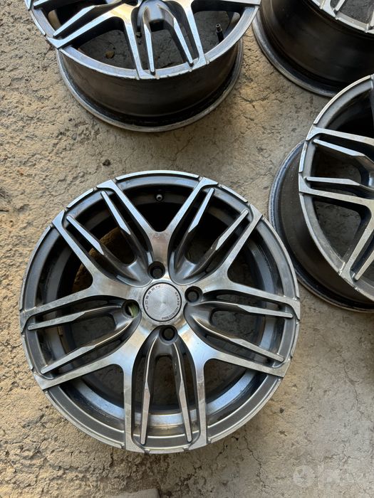 R-15 Vossen Диска.