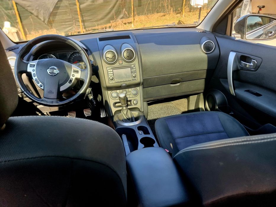 Nissan Qashqai Tekna+ diesel 131cp.

An fabricatie 2013

Masina provin