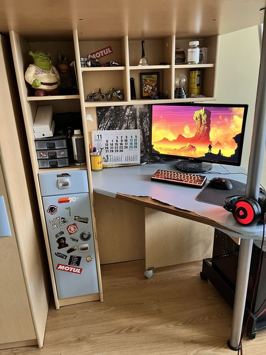 Двуетажно легло