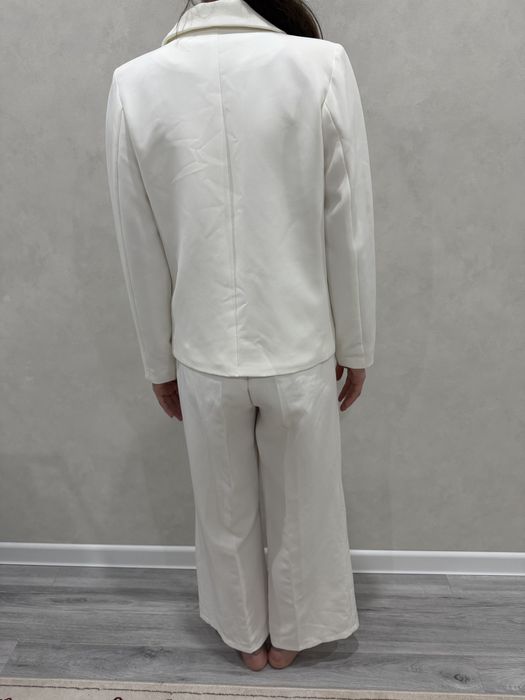 Ақ костюм шалбар сатылады