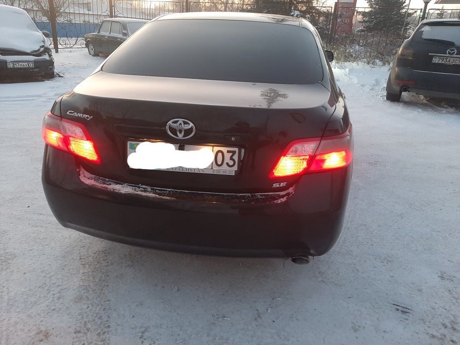 Тойота камри 40 se