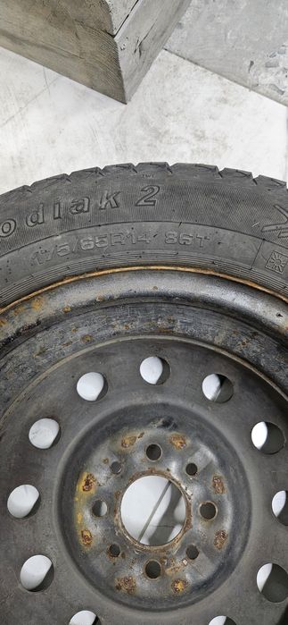 1шт резина дискамен р14     .