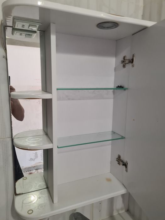 Продам шкаф зеркало