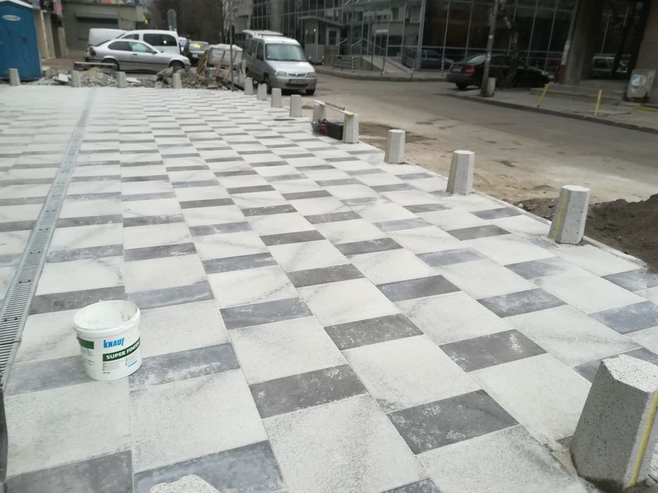 Тротоарни плочки уни павета