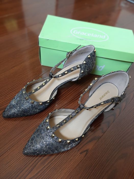 Туфли Graceland (Германия), стиль Valentino