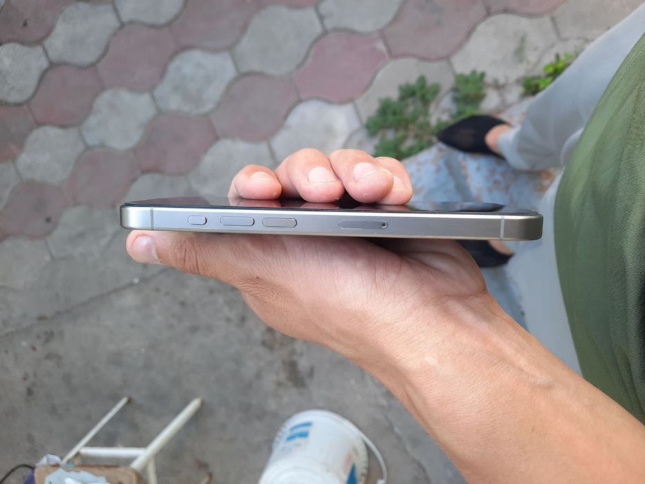 Iphone 15 Pro 2 ta sim