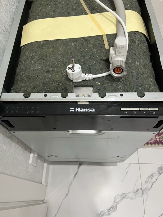 Продам посудамоечную машину