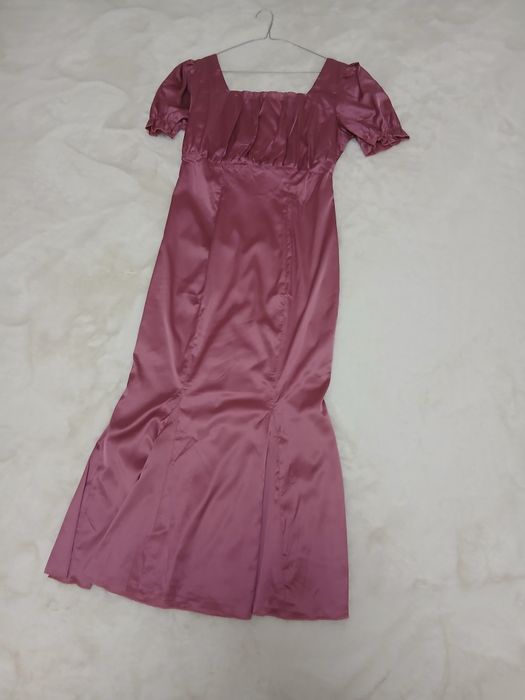 Rochie midi damă cu mânecă scurtă