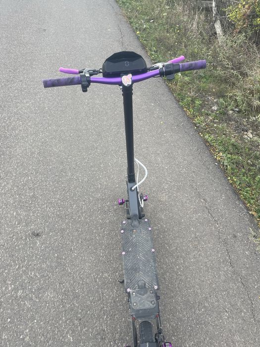 De vanzare kukirin g2 anul 2024 pretul este negociabil