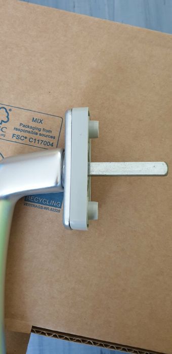 Дръжки Мако за(PVC) дограма