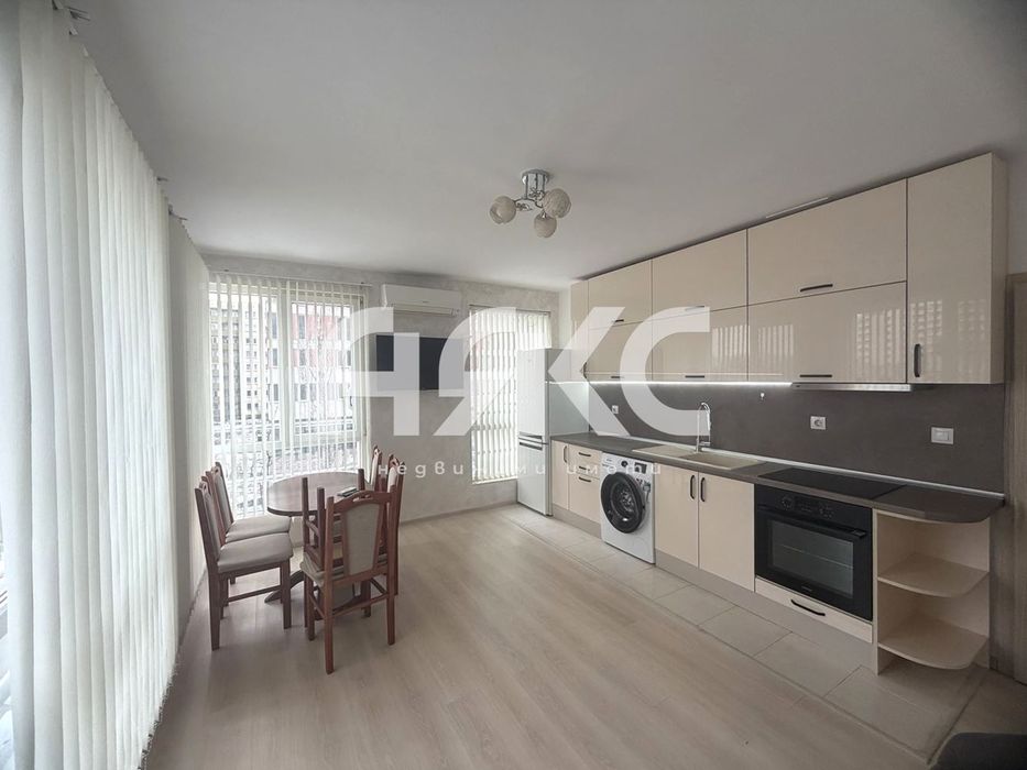 Дава се под наем Тристаен апартамент в София, Студентски град - 87 кв.м за 817.53 € - Снимка #1