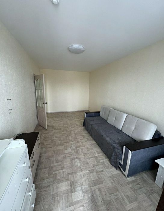 Сдаётся 1 ком на долго мкр 7 самал