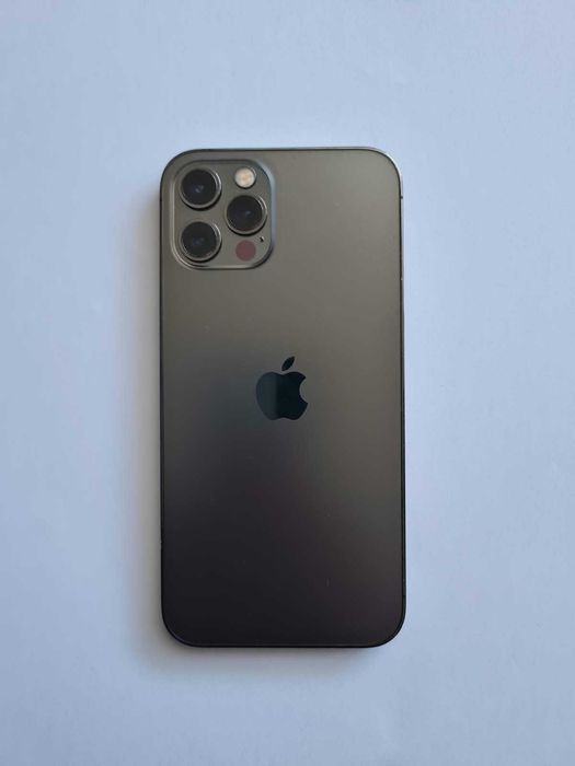 IPhone 12 PRO 512 GB 76% Baterie